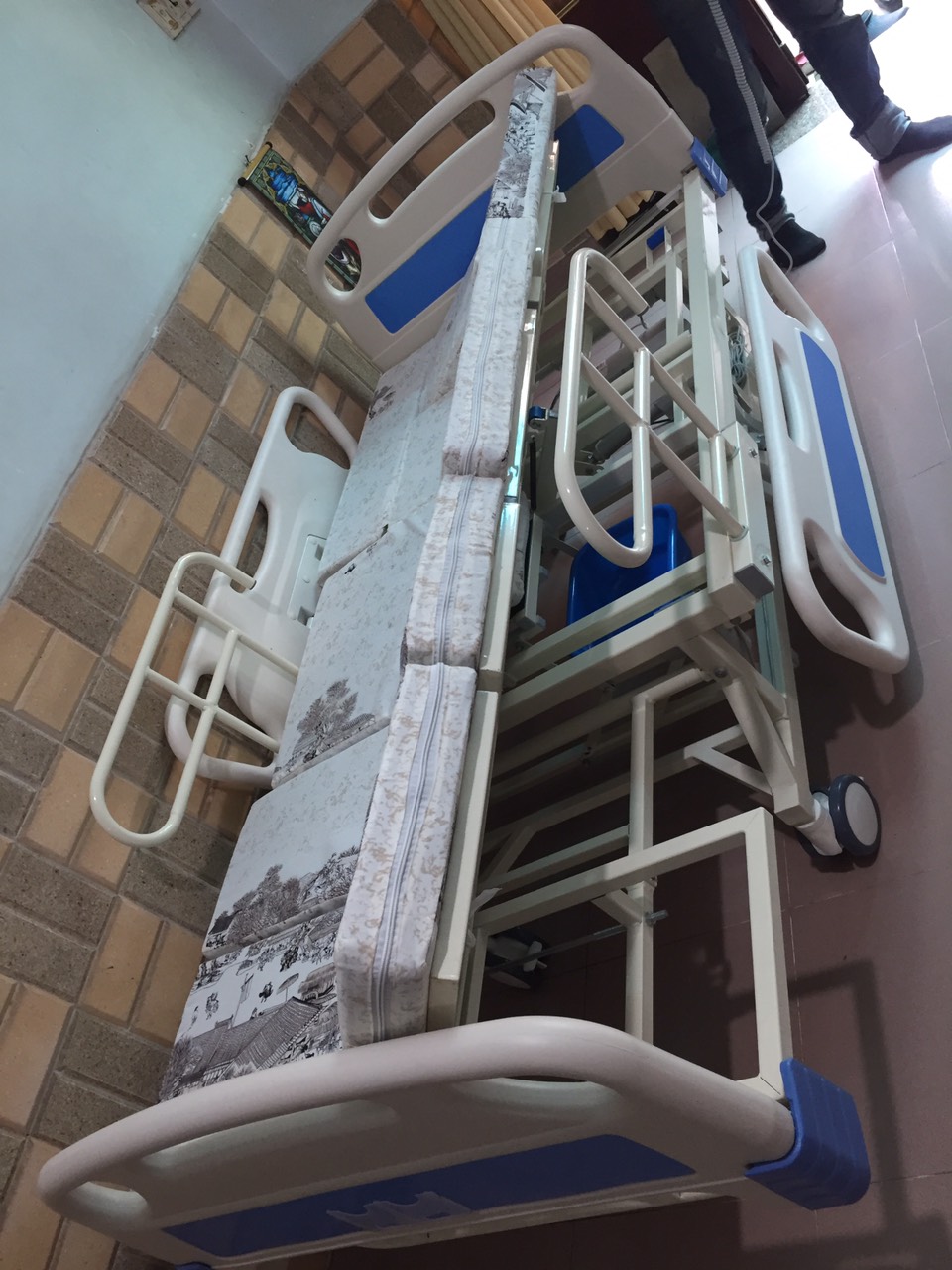 Giường tự động đa chức năng