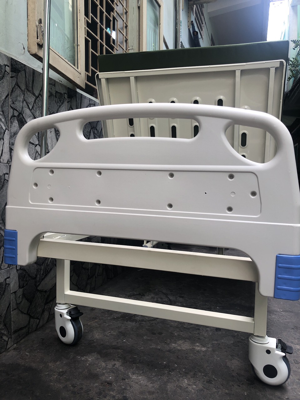 Đầu và đuôi giường