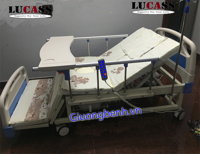 giường y tế cho người già