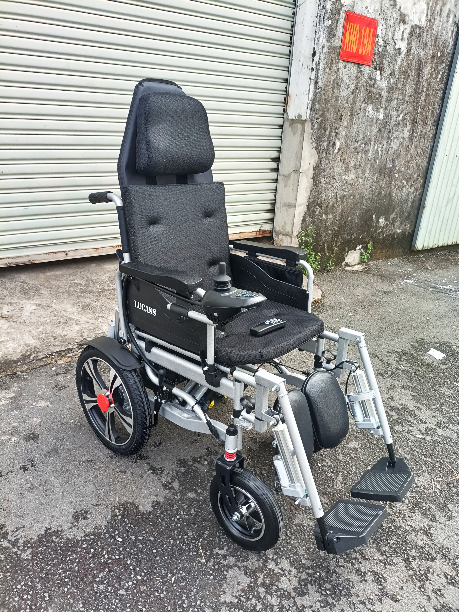 xe lăn lucass JAZZ-S50