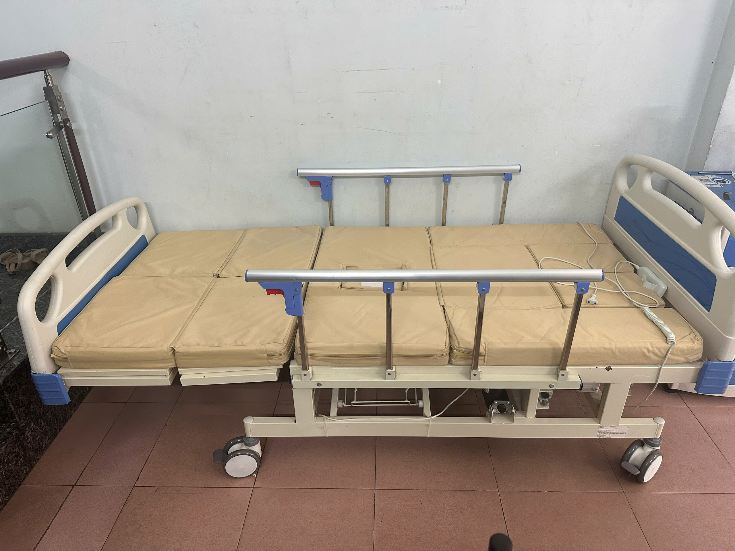  Giường điện thanh lý mới 95%